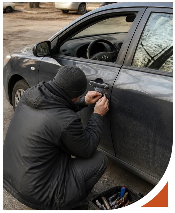 Профессиональное вскрытие автомобиля Тойота без повреждений в Анапе